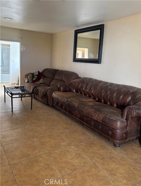 Detail Gallery Image 2 of 2 For 28571 Wild, Helendale,  CA 92342 - 2 Beds | 1 Baths