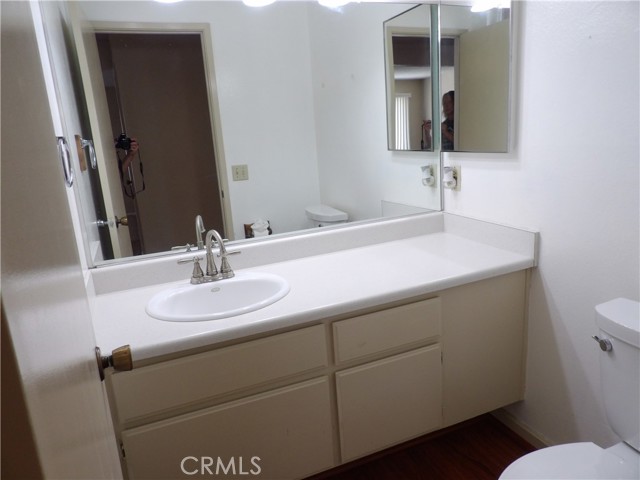 2175 Aspenwood Court, San Bernardino CA: https://media.crmls.org/medias/f29b09ff-f48d-4454-ae7b-cc612afb7ca1.jpg