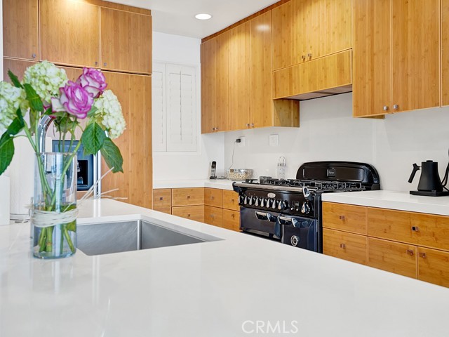 Detail Gallery Image 10 of 23 For 1585 S Coast #23,  Laguna Beach,  CA 92651 - 3 Beds | 2 Baths