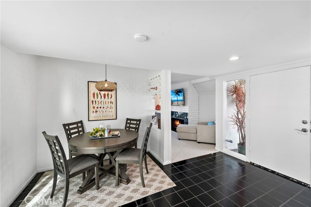 1707 W Balboa Boulevard, Newport Beach CA: https://media.crmls.org/medias/f29ba205-3ead-4eba-9221-15e3b4cd7437.jpg