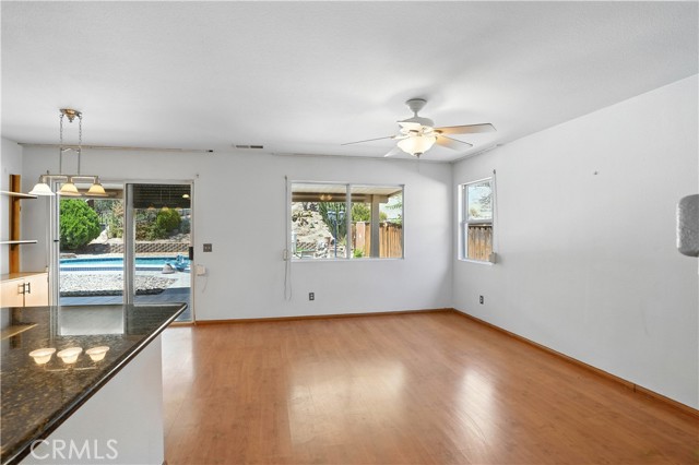 Detail Gallery Image 25 of 43 For 29193 Sunswept Dr, Lake Elsinore,  CA 92530 - 3 Beds | 2 Baths