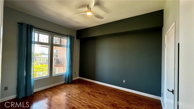 388 E Ocean Boulevard, Long Beach CA: https://media.crmls.org/medias/f29c6298-ccee-4694-8c72-3aa5bcfb7ae4.jpg
