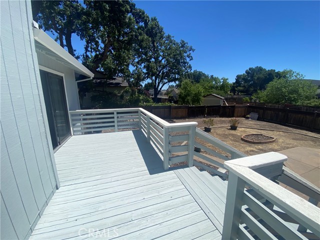 19491 Mountain Meadow S, Hidden Valley Lake CA: https://media.crmls.org/medias/f29d24f3-2269-4074-9a69-681c44b7d3e1.jpg