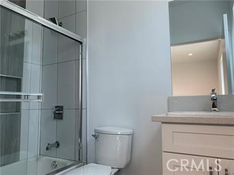 Detail Gallery Image 11 of 20 For 1141 1/2 Irolo, Los Angeles,  CA 90006 - 3 Beds | 3 Baths