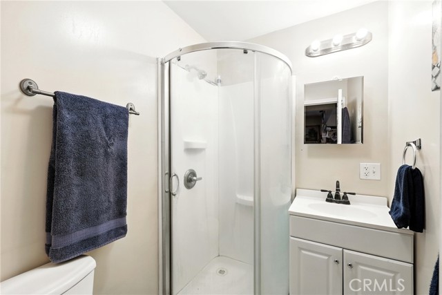 453 455 S Rowan Avenue, Los Angeles CA: https://media.crmls.org/medias/f29dd675-ffd2-4ee1-92c4-4db493edb77f.jpg