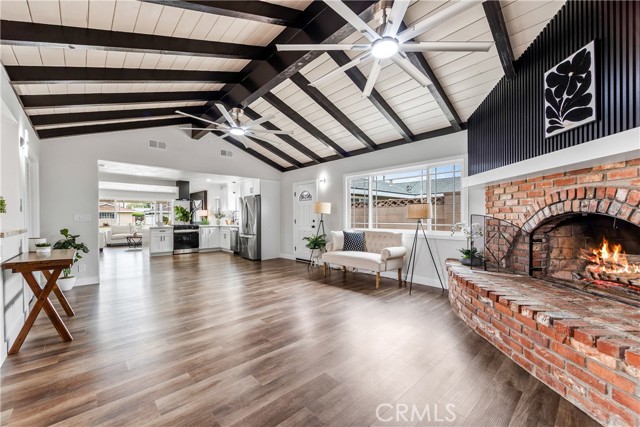 5472 Santa Gertrudes, Garden Grove CA: https://media.crmls.org/medias/f29e2715-e7ae-4eb5-91b3-2a638a9e437e.jpg