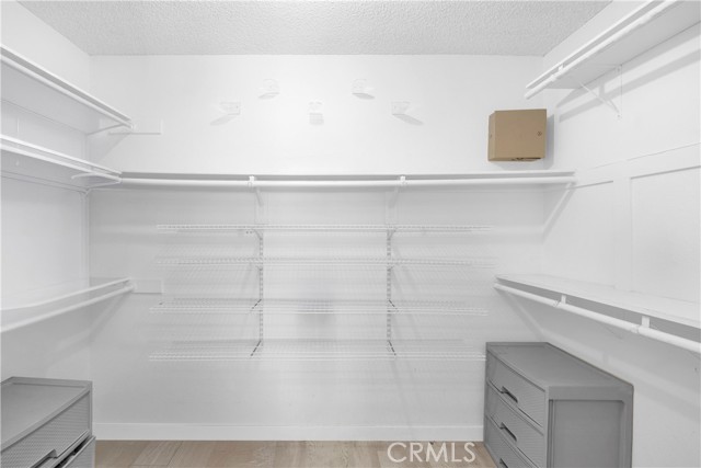 29817 Sloop Drive, Canyon Lake CA: https://media.crmls.org/medias/f29f2c7b-31b2-4404-adab-6f707dabe8ba.jpg