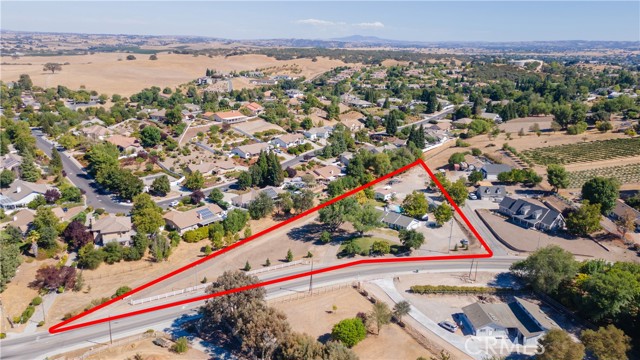 Detail Gallery Image 27 of 30 For 1766 Union Rd, Paso Robles,  CA 93446 - 4 Beds | 2 Baths