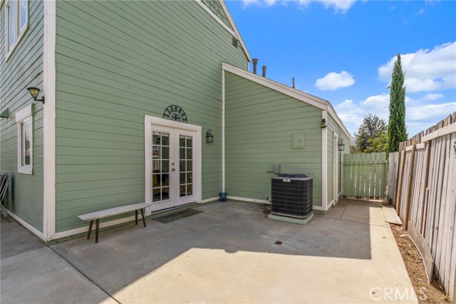 Detail Gallery Image 32 of 44 For 1949 Cottonwood, Colton,  CA 92324 - 3 Beds | 2/1 Baths