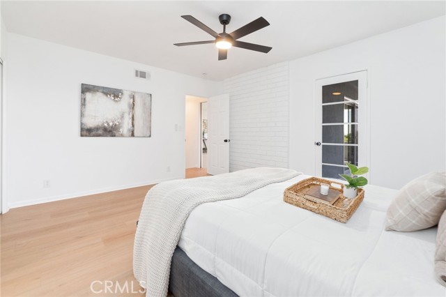 5701 Milton photo 22