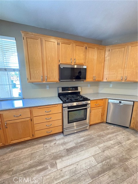 Detail Gallery Image 9 of 26 For 5 Halcyon Ln, Aliso Viejo,  CA 92656 - 3 Beds | 2/1 Baths