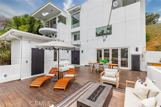 9027 Wonderland Avenue, Los Angeles, CA, 90046 9027 Wonderland Avenue, Los Angeles, CA, 90046