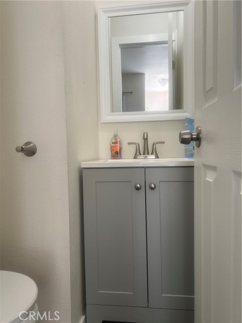 Detail Gallery Image 11 of 29 For 1680 Oxford St, Riverside,  CA 92507 - 3 Beds | 1/1 Baths