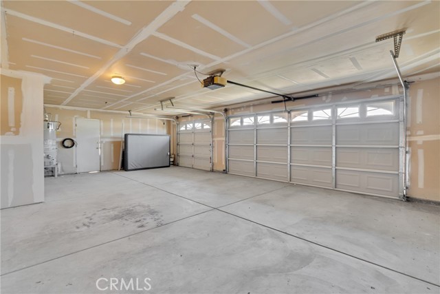 Detail Gallery Image 22 of 28 For 8590 N Sierra Vista, Fresno,  CA 93720 - 3 Beds | 2/1 Baths