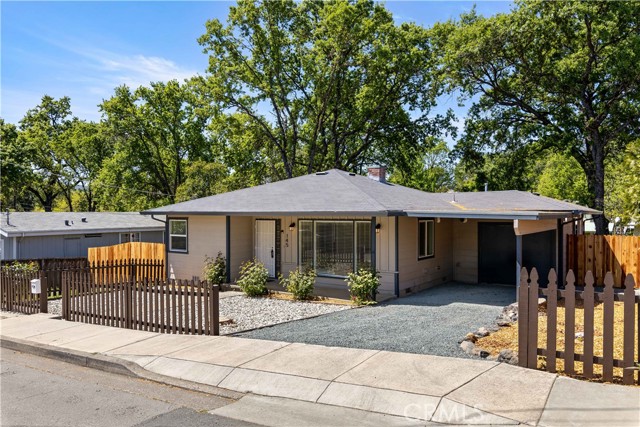 Detail Gallery Image 2 of 30 For 145 N Brush St, Lakeport,  CA 95453 - 3 Beds | 2 Baths