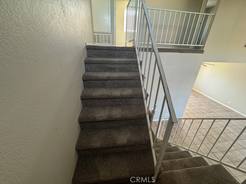 https://media.crmls.org/medias/f2a257c9-26f1-49bb-ac50-8823ddb6c5d9.jpg?preset=X-Large
