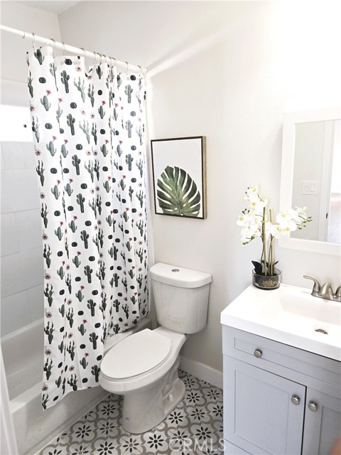 Detail Gallery Image 20 of 23 For 7040 3rd Ave, Los Angeles,  CA 90043 - – Beds | – Baths