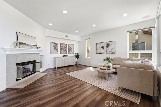 Detail Gallery Image 9 of 56 For 21581 Hummingbird, Rancho Santa Margarita,  CA 92679 - 5 Beds | 3/1 Baths