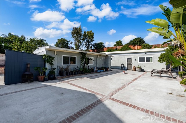 40 Country Wood Drive, Phillips Ranch CA: https://media.crmls.org/medias/f2a44dd0-c8e1-4683-b927-16eb4cc3e66b.jpg