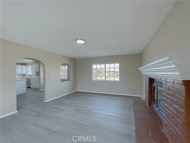 Detail Gallery Image 10 of 33 For 45405 Foxton Ave, Lancaster,  CA 93535 - 4 Beds | 2 Baths
