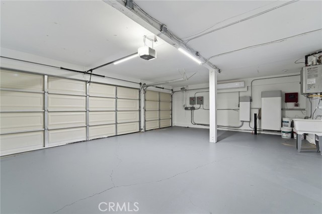 Detail Gallery Image 36 of 40 For 13047 Garris, Granada Hills,  CA 91344 - 4 Beds | 3 Baths