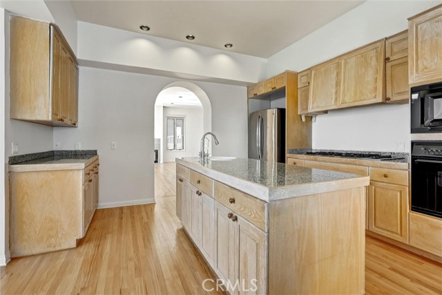 12134 Lawler, Los Angeles CA: https://media.crmls.org/medias/f2a5ee83-08f6-4a41-a389-2bf6c823ae54.jpg