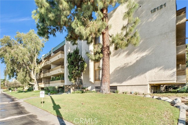 Detail Gallery Image 24 of 37 For 12121 Centralia St #302,  Lakewood,  CA 90715 - 3 Beds | 2 Baths