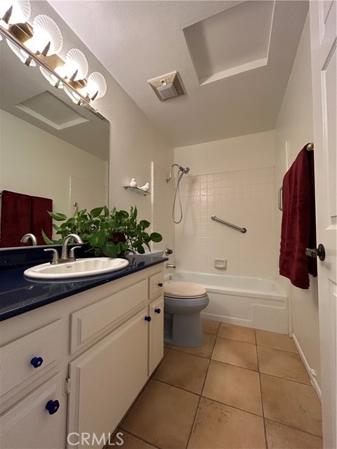 Detail Gallery Image 14 of 23 For 4682 Warner, Huntington Beach,  CA 92649 - 2 Beds | 2 Baths