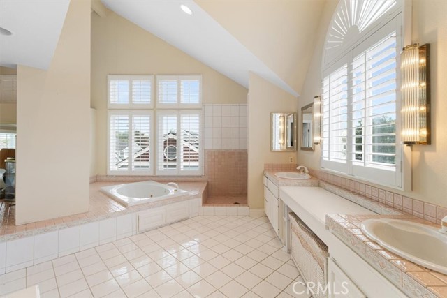 25912 Densmore Drive, Lake Forest CA: https://media.crmls.org/medias/f2a76240-d48a-4ead-92d0-6ec2abdee9a5.jpg