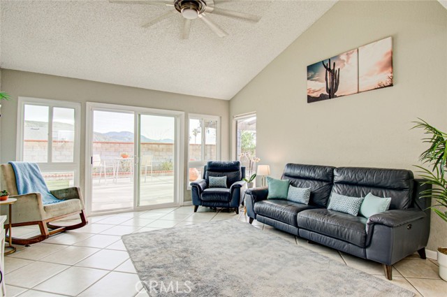 Detail Gallery Image 3 of 47 For 5705 N F, San Bernardino,  CA 92407 - 3 Beds | 2 Baths