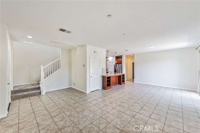 Detail Gallery Image 4 of 31 For 7099 Talasi Dr, Corona,  CA 92880 - 4 Beds | 2/1 Baths