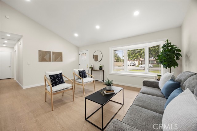 Detail Gallery Image 6 of 31 For 11524 Jerry St, Cerritos,  CA 90703 - 3 Beds | 2 Baths