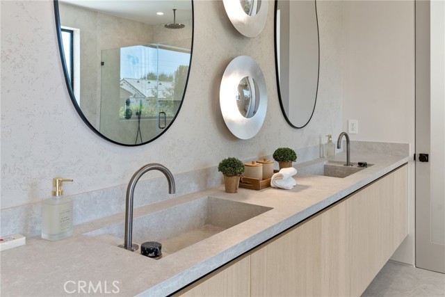 Detail Gallery Image 37 of 65 For 14738 Otsego St, Sherman Oaks,  CA 91403 - 5 Beds | 5/1 Baths