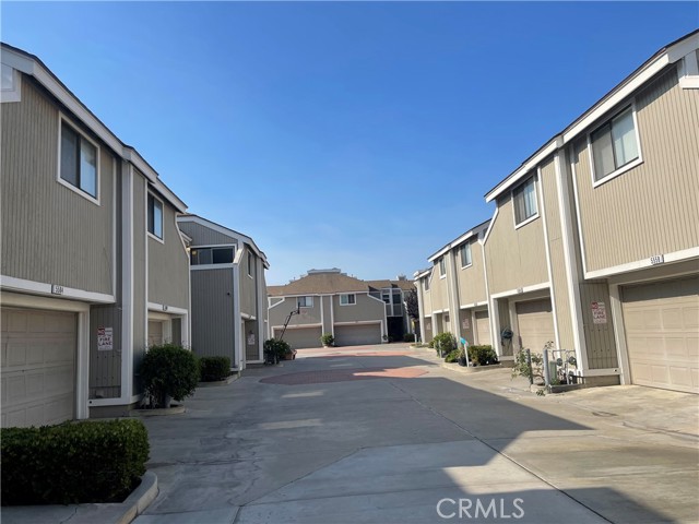 5586 Orange Avenue, Cypress CA: https://media.crmls.org/medias/f2a87125-064e-47b9-9a39-61447b2836e3.jpg