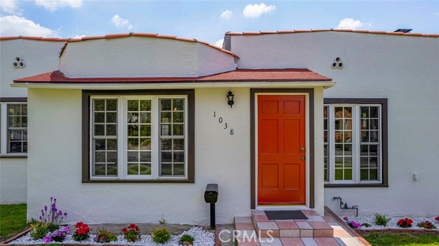 Detail Gallery Image 5 of 53 For 1038 Grover Ave, Glendale,  CA 91201 - 2 Beds | 2 Baths