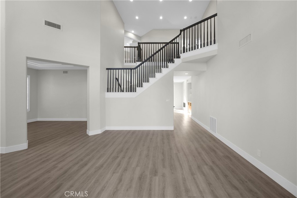 MLS #OC25258217 image #21