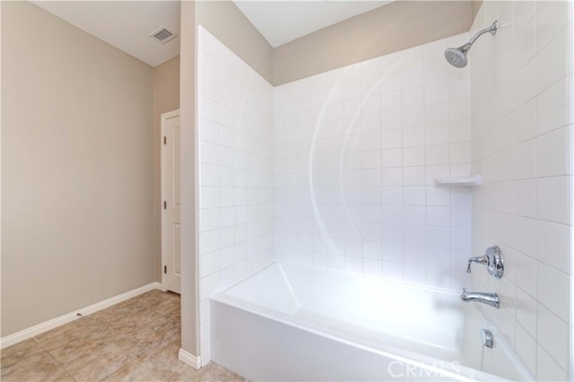 Detail Gallery Image 20 of 49 For 63 Waterleaf, Irvine,  CA 92620 - 3 Beds | 2/1 Baths