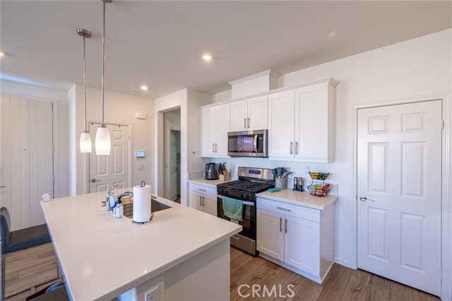 Detail Gallery Image 14 of 43 For 202 Bonita Ln, Rialto,  CA 92376 - 3 Beds | 2/1 Baths