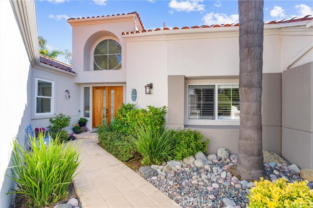 Detail Gallery Image 4 of 48 For 68 Siena, Laguna Niguel,  CA 92677 - 3 Beds | 2/1 Baths