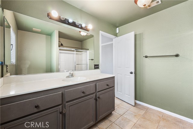 Detail Gallery Image 15 of 27 For 44840 Fenhold, Lancaster,  CA 93535 - 3 Beds | 2 Baths