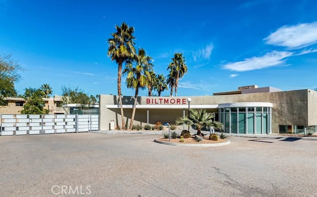 Detail Gallery Image 1 of 26 For 960 E Palm Canyon Dr #101,  Palm Springs,  CA 92264 - 2 Beds | 2 Baths