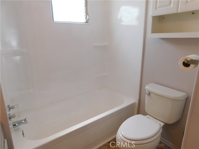 13063 5TH Street, Yucaipa CA: https://media.crmls.org/medias/f2aab232-96c3-4a7e-ac44-bbdb59df8278.jpg