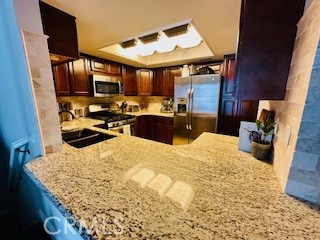 7543 W Liberty Parkway, Fontana CA: https://media.crmls.org/medias/f2aad4ea-0029-49e4-812d-9dbda45b94d8.jpg