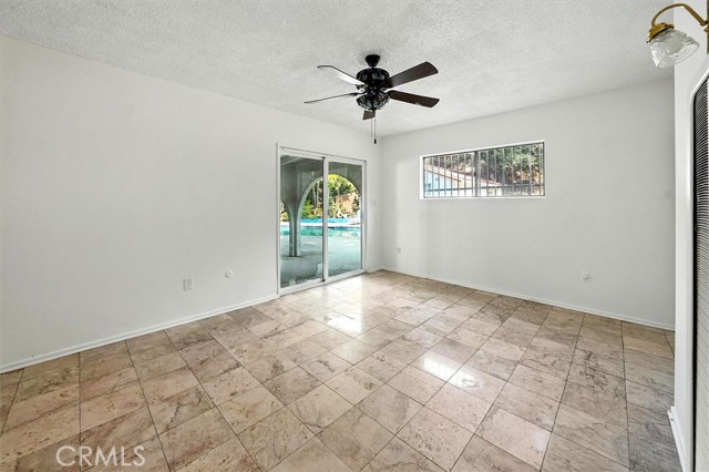 Detail Gallery Image 12 of 32 For 9953 La Tuna Canyon Rd, Sun Valley,  CA 91352 - 3 Beds | 2 Baths