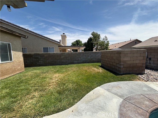 Detail Gallery Image 18 of 18 For 1800 Windermere Dr, Lancaster,  CA 93534 - 3 Beds | 2 Baths