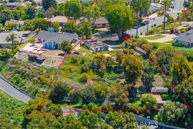 27691 Eastvale Road, Palos Verdes Peninsula CA: https://media.crmls.org/medias/f2b01fd0-91a5-44ef-97d6-91f5a94db773.jpg