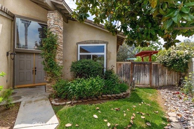 1705 Tee Time Avenue, Beaumont CA: https://media.crmls.org/medias/f2b02233-c7db-49d3-b6d8-8c32151fe46b.jpg