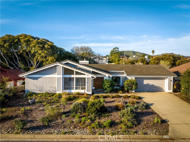 Detail Gallery Image 1 of 1 For 2479 Tierra Dr, Los Osos,  CA 93402 - 3 Beds | 2 Baths