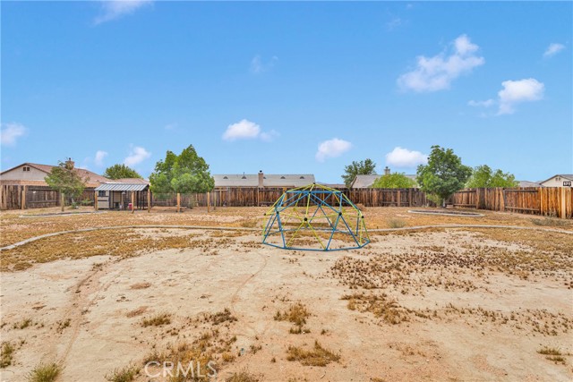 21257 Seibel Lane, Apple Valley CA: https://media.crmls.org/medias/f2b06651-aa82-4740-b14f-554f31509660.jpg