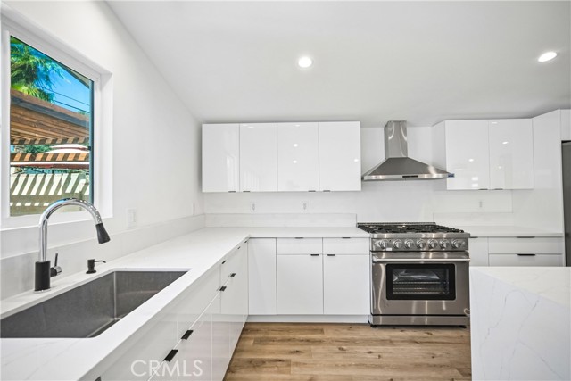 7831 Capistrano photo 23